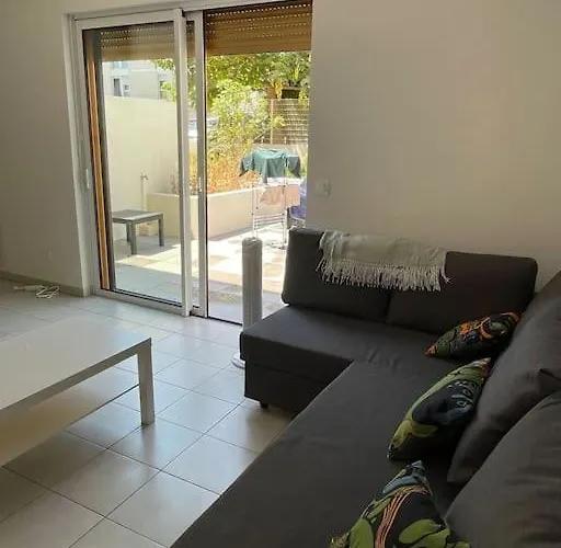 Charmant Duplex A Montpellier Pour 4 Personnes, Wifi, Parking Et Tramway