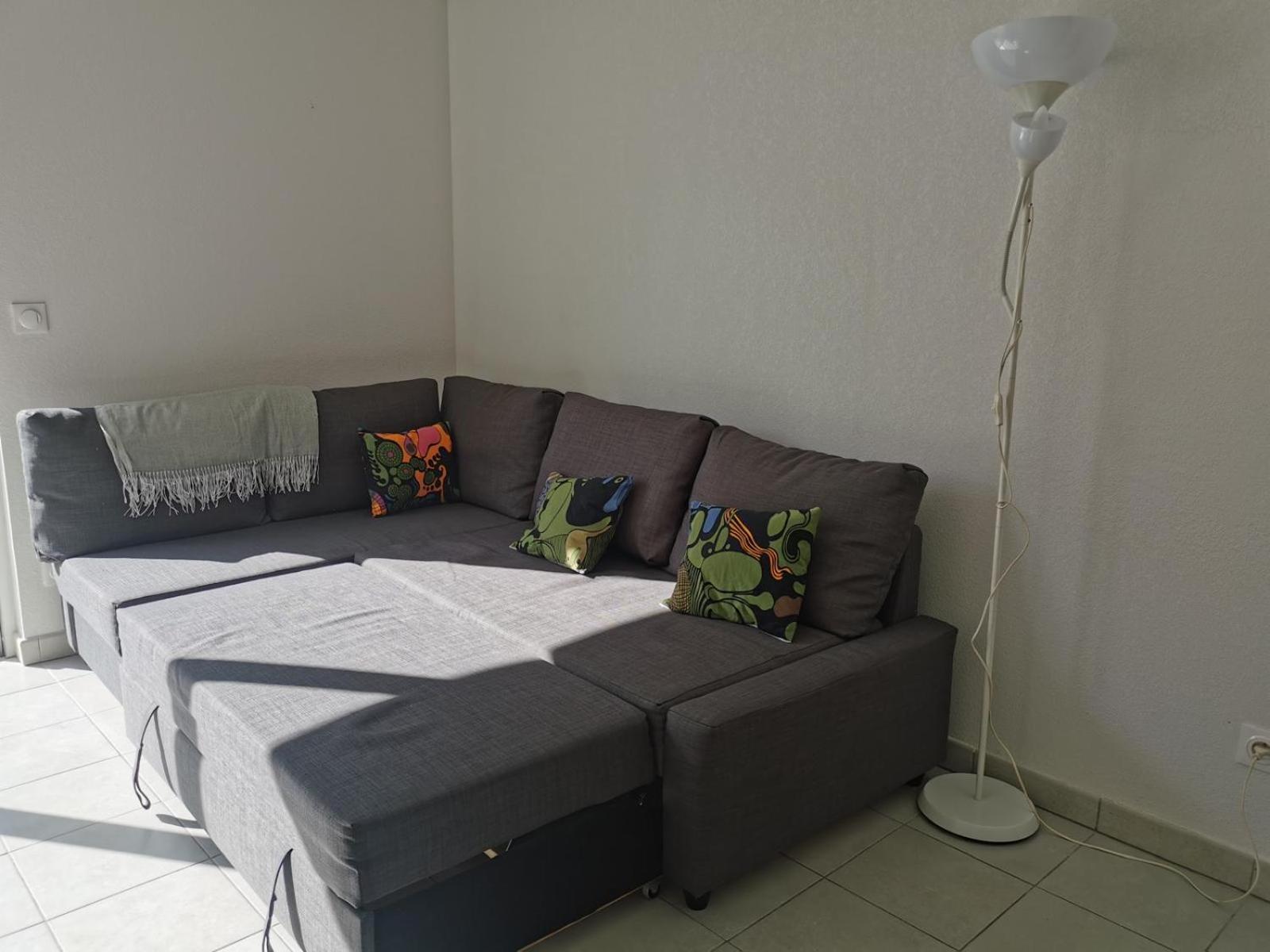 Duplex A Pour 4 Personnes, Wifi, Parking Et Tramway